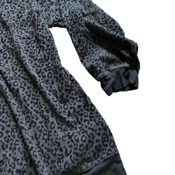 Kori America Black Velvet Leopard Print Sweater 1X - Picture 2 of 4